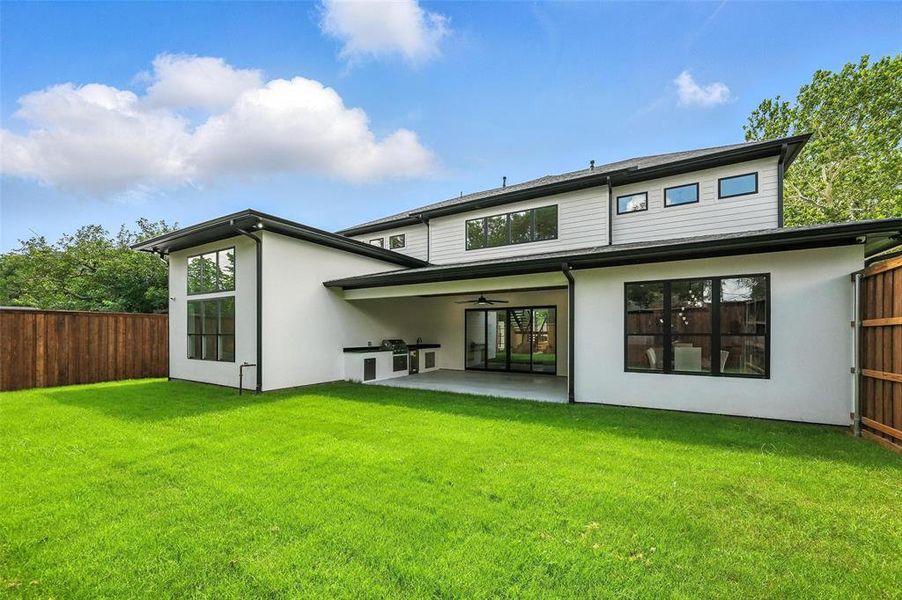 Exterior details and patio area of a home in , Dallas (Image 29).