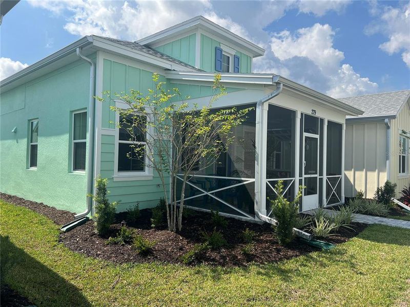 Front exterior of a new home in , Daytona Beach, FL, highlighting curb appeal (Image 20).