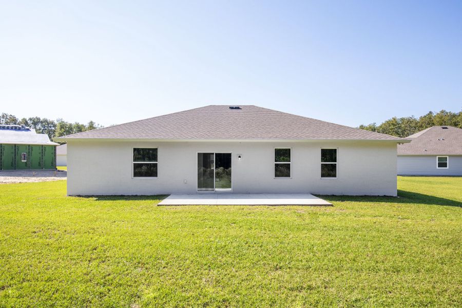 Exterior details and patio area of a home in Marion Oaks, Ocala (Image 4). Exterior details and patio area of a home in Marion Oaks, Ocala (Image 4).