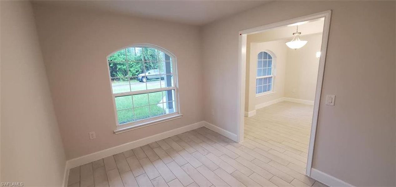 Spacious, unfurnished interior of a new home in Lehigh Acres, Lehigh Acres (Image 5).