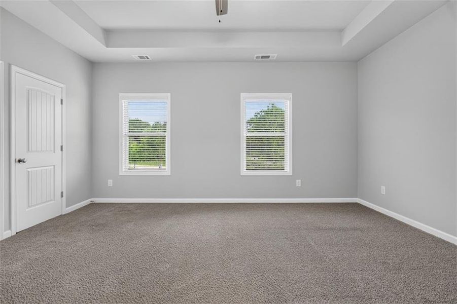 Spacious, unfurnished interior of a new home in , Eastanollee (Image 52).
