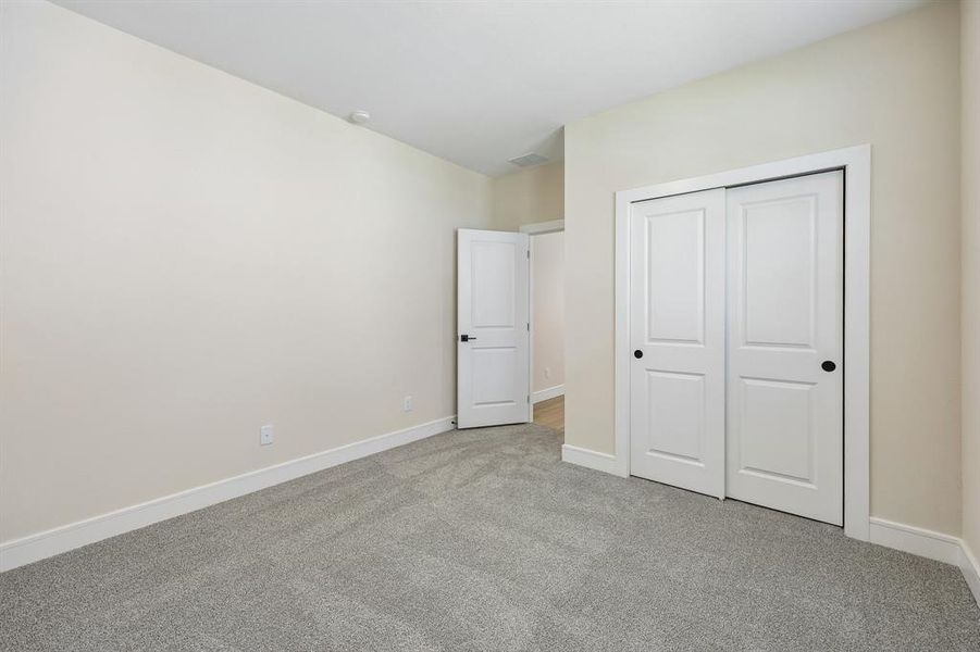 Spacious, unfurnished interior of a new home in Elevon, Lavon (Image 32). Spacious, unfurnished interior of a new home in Elevon, Lavon (Image 32).