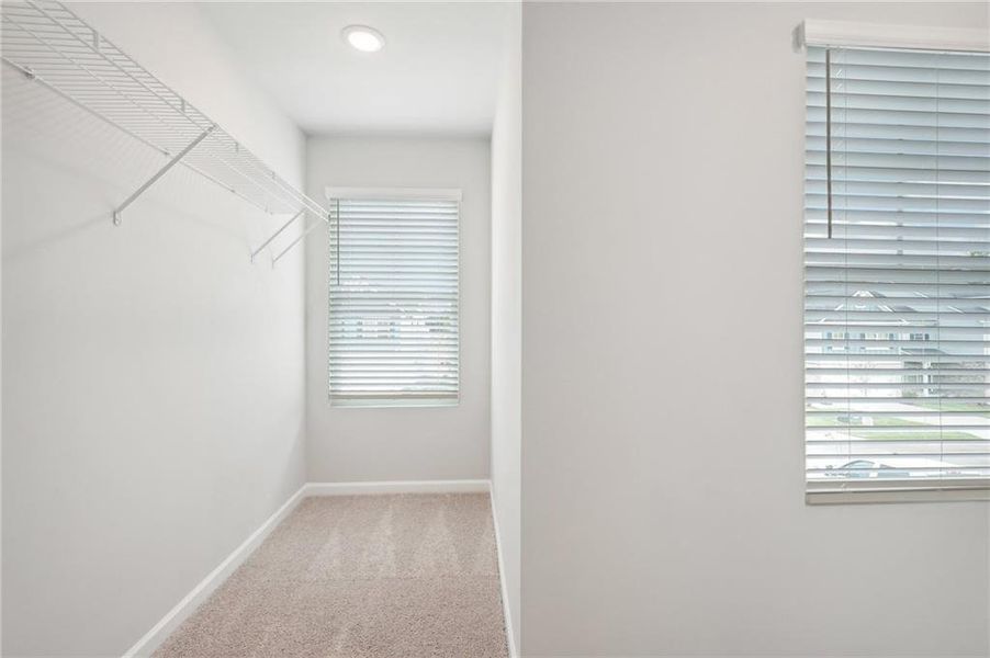 Spacious, unfurnished interior of a new home in Fairview Lake, Conyers (Image 37). Spacious, unfurnished interior of a new home in Fairview Lake, Conyers (Image 37).