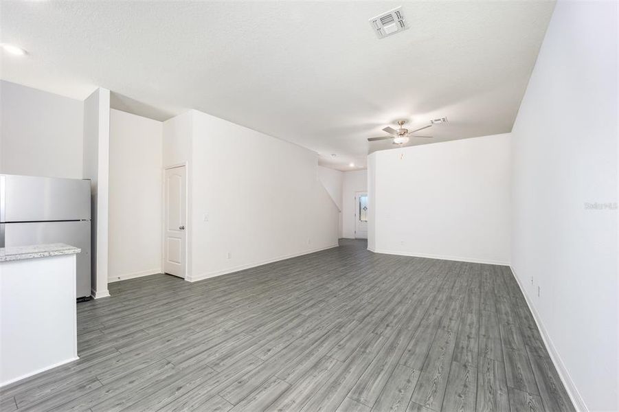 Spacious, unfurnished interior of a new home in Sol Vista, Dundee (Image 10).