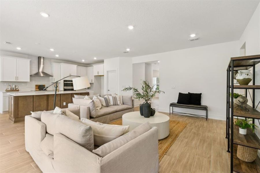 Furnished interior view inside a new home in Pirates Bluff, Yulee (Image 15).