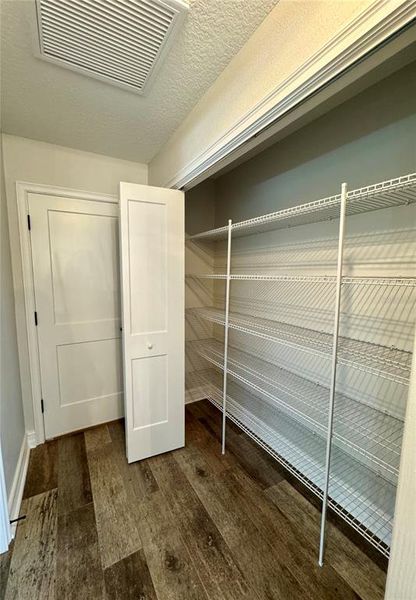 Spacious, unfurnished interior of a new home in , Dunnellon (Image 33). Spacious, unfurnished interior of a new home in , Dunnellon (Image 33).