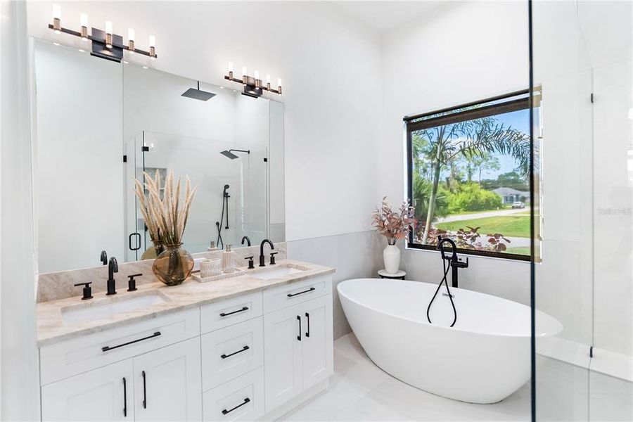 Furnished interior view inside a new home in , Port Charlotte (Image 60).