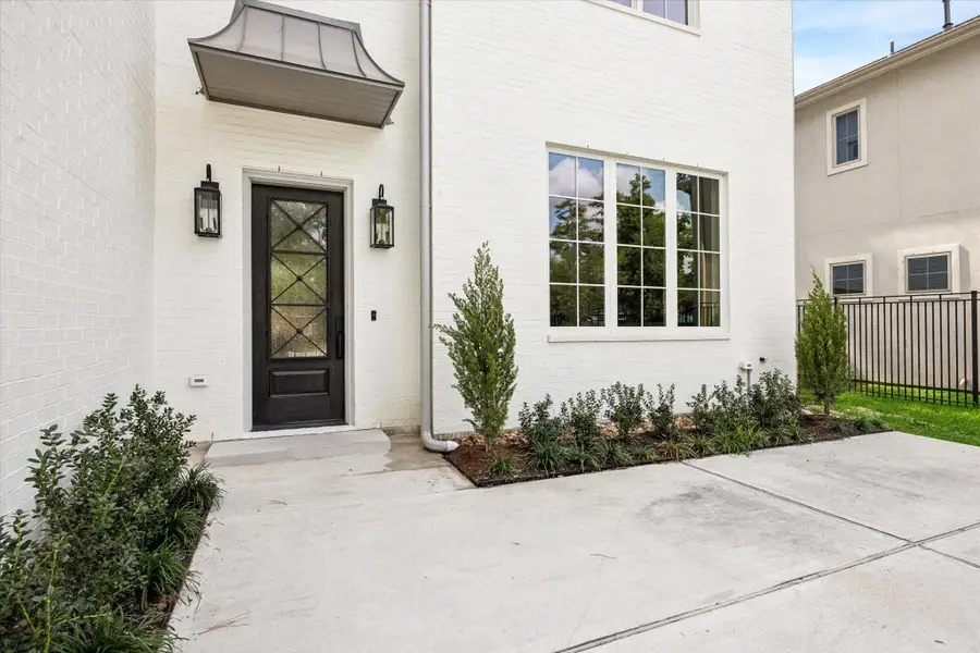 Exterior details and patio area of a home in , Houston (Image 3). Exterior details and patio area of a home in , Houston (Image 3).