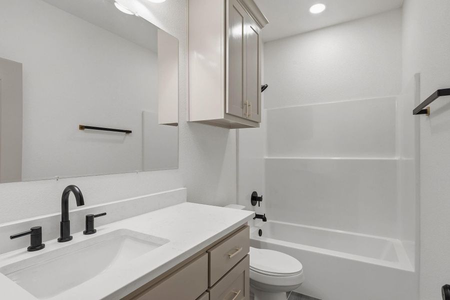 Furnished interior view inside a new home in , Bryan (Image 7).