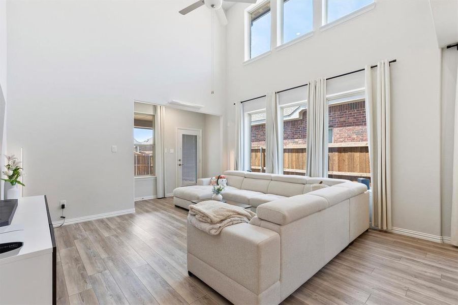 Furnished interior view inside a new home in Riverset, Garland (Image 33). Furnished interior view inside a new home in Riverset, Garland (Image 33).