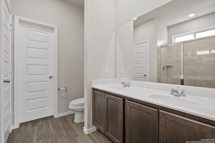 Furnished interior view inside a new home in Blue Ridge Ranch, San Antonio (Image 4).