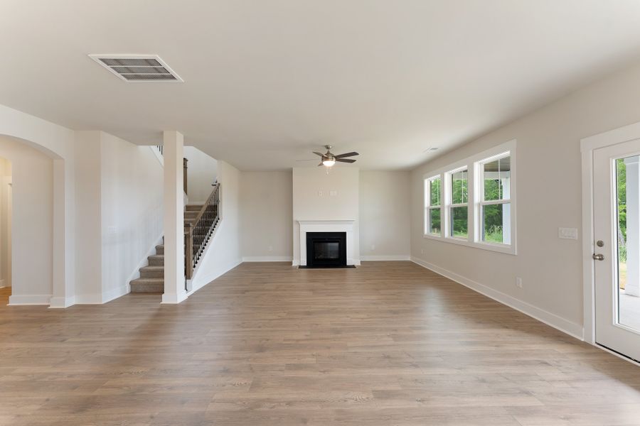 Representative unfurnished interior of a home built from the MacGregor II by Hunter Quinn Homes in Autumn Mill, Seneca (Image 12). Representative unfurnished interior of a home built from the MacGregor II by Hunter Quinn Homes in Autumn Mill, Seneca (Image 12).