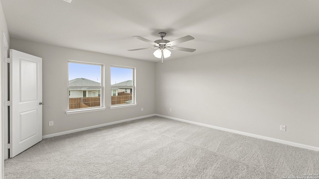 Spacious, unfurnished interior of a new home in Fairway Crossing 40s, San Antonio (Image 22).