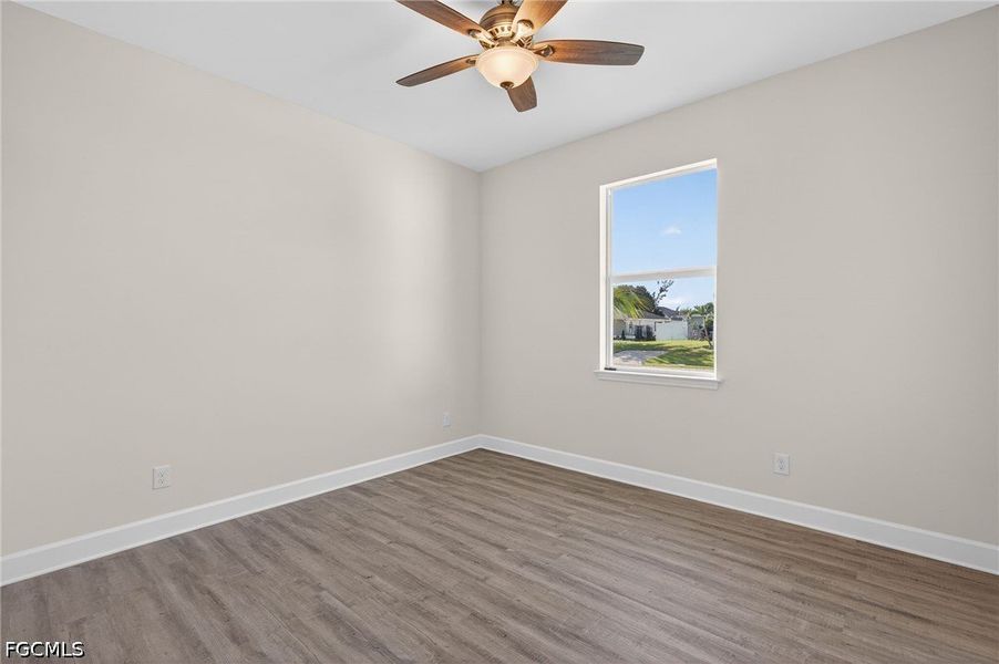 Spacious, unfurnished interior of a new home in Cape Coral, Cape Coral (Image 13).