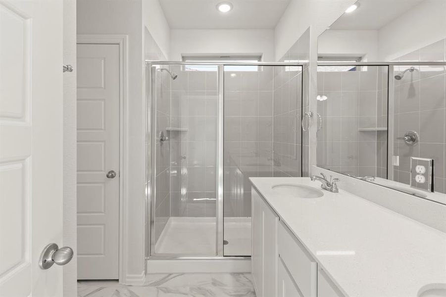 20. 3311 Dahlia - Bath