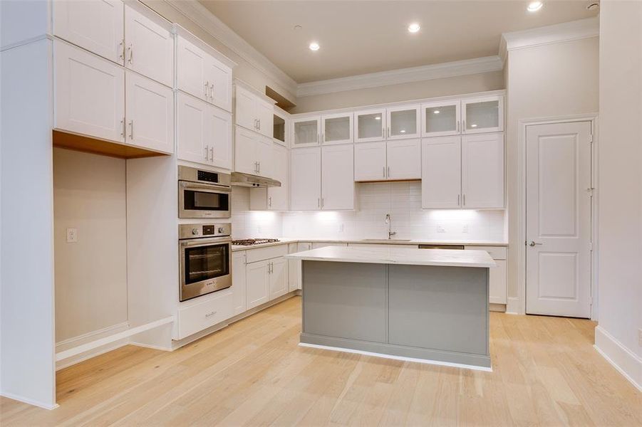 Image of actual unit.