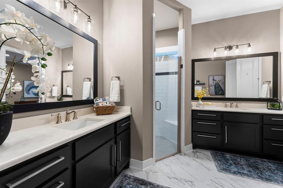 Another view of this gorgeous primary bathroom!