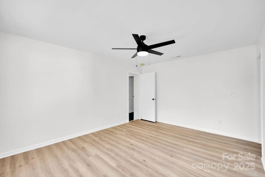 Master Bedroom Master Bedroom