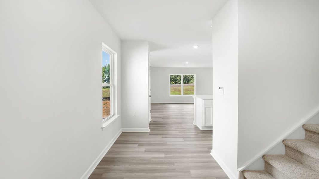 Spacious, unfurnished interior of a new home in Trailside Run, Spartanburg (Image 17). Spacious, unfurnished interior of a new home in Trailside Run, Spartanburg (Image 17).