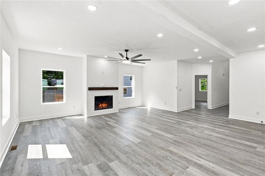 Spacious, unfurnished interior of a new home in , Austell (Image 28). Spacious, unfurnished interior of a new home in , Austell (Image 28).