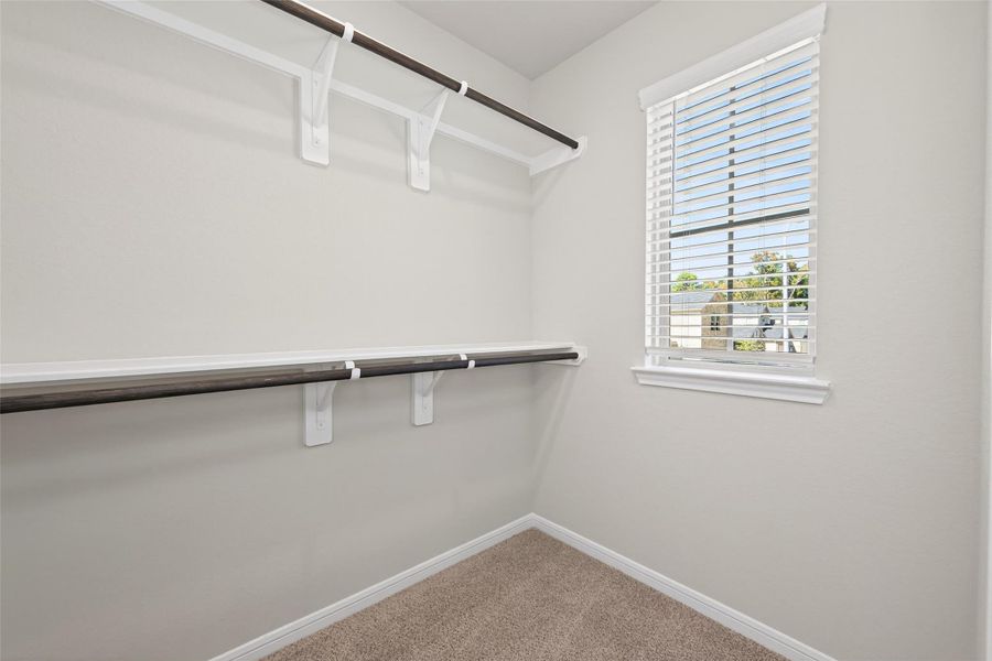 Spacious, unfurnished interior of a new home in Woodland Lakes, Huffman (Image 11).