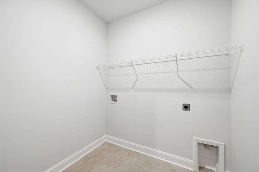 Spacious, unfurnished interior of a new home in Grand Arbor, Blythewood (Image 14).