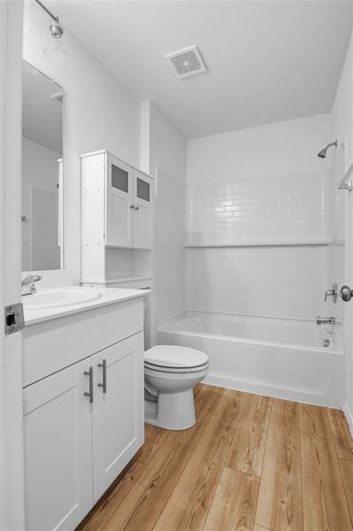 Downstairs full bath