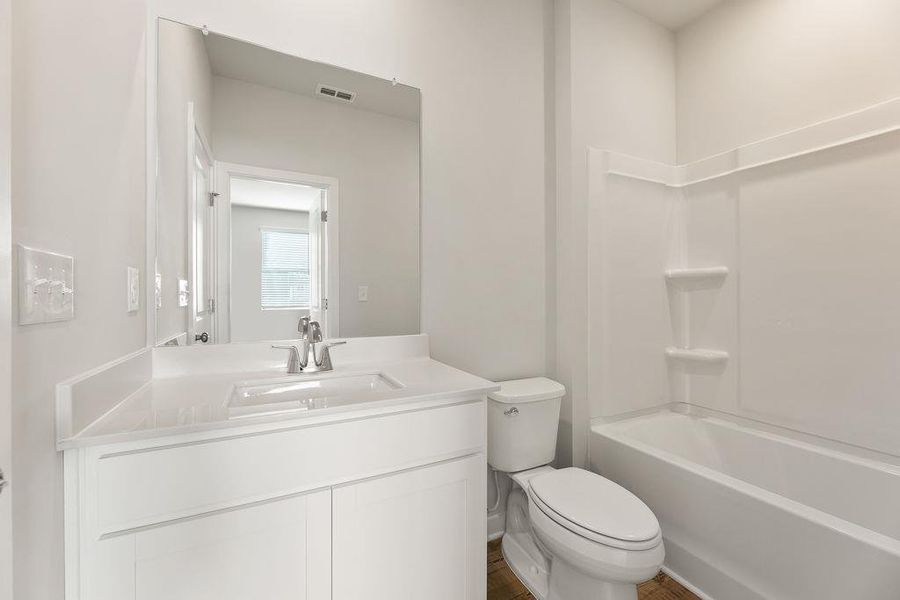 Furnished interior view inside a new home in , Gainesville (Image 6).