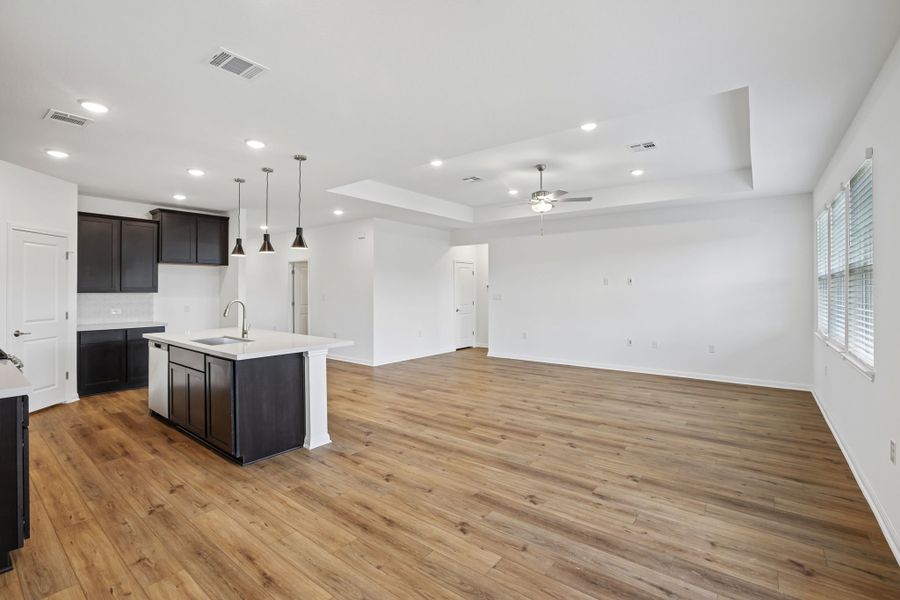 Spacious, unfurnished interior of a new home in Lisso, Pflugerville (Image 25).