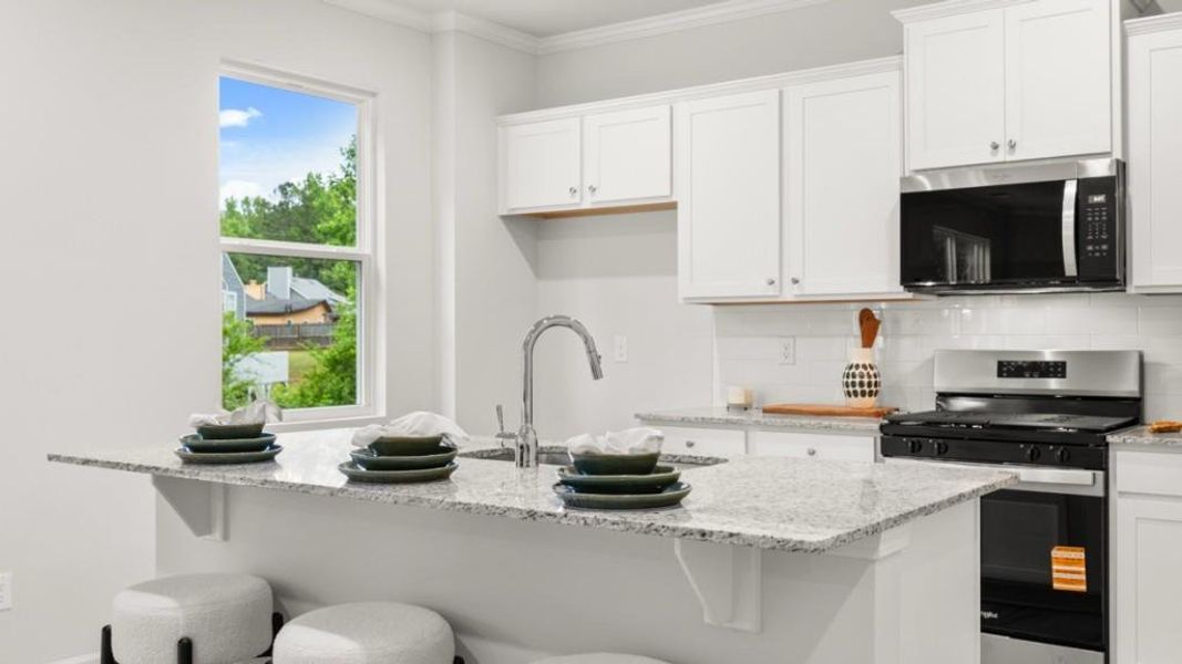 Furnished interior view inside a new home in Fairhaven, Lithia Springs (Image 14).