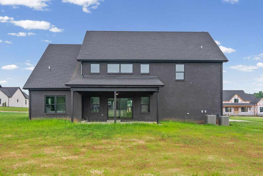 Exterior details and patio area of a home in Wofford Estates, Clarksville (Image 3).