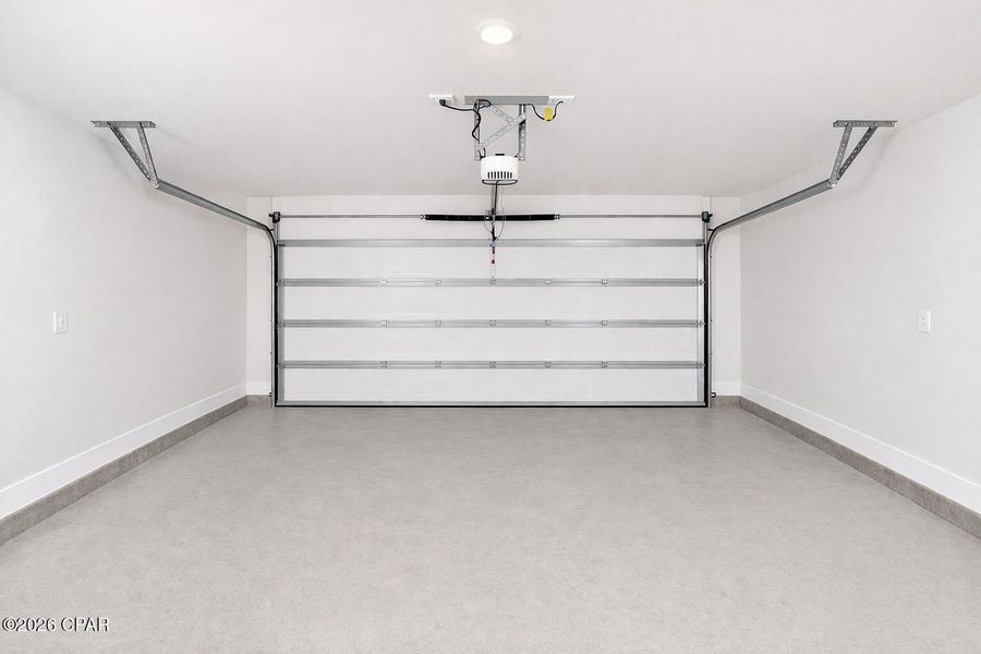 Spacious, unfurnished interior of a new home in Fox Glenn, Panama City (Image 19).