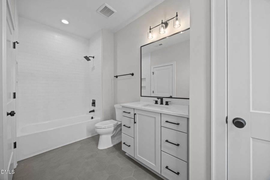 Ensuite Bath