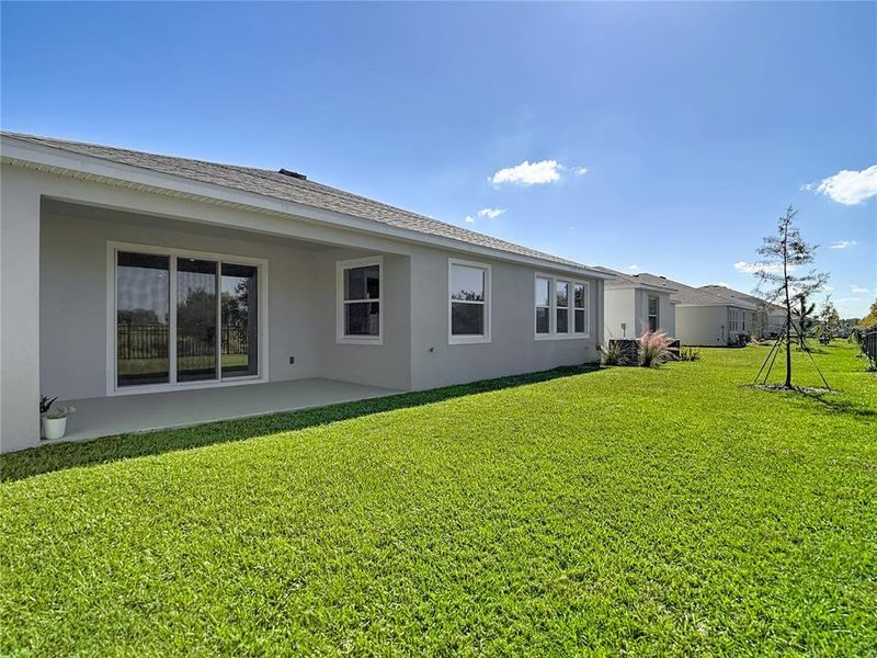 Exterior details and patio area of a home in Mirada, San Antonio (Image 31).