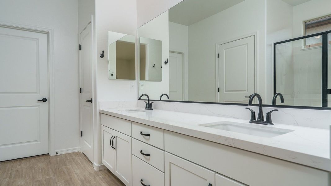 Representative furnished interior of a home built from the Saguaro by William Ryan Homes in The Ridge at Sienna Hills, Buckeye (Image 16). Representative furnished interior of a home built from the Saguaro by William Ryan Homes in The Ridge at Sienna Hills, Buckeye (Image 16).