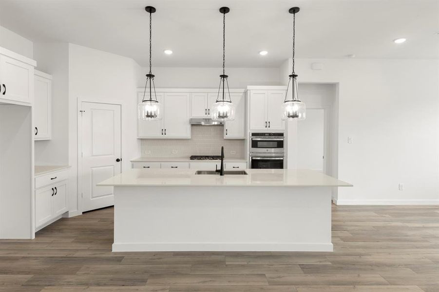 11. 3213 Agnew - Kitchen