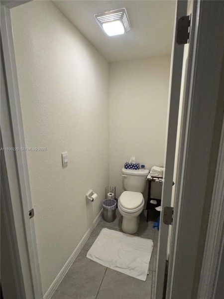 Furnished interior view inside a new home in Autumn Glen, Belleview (Image 7).