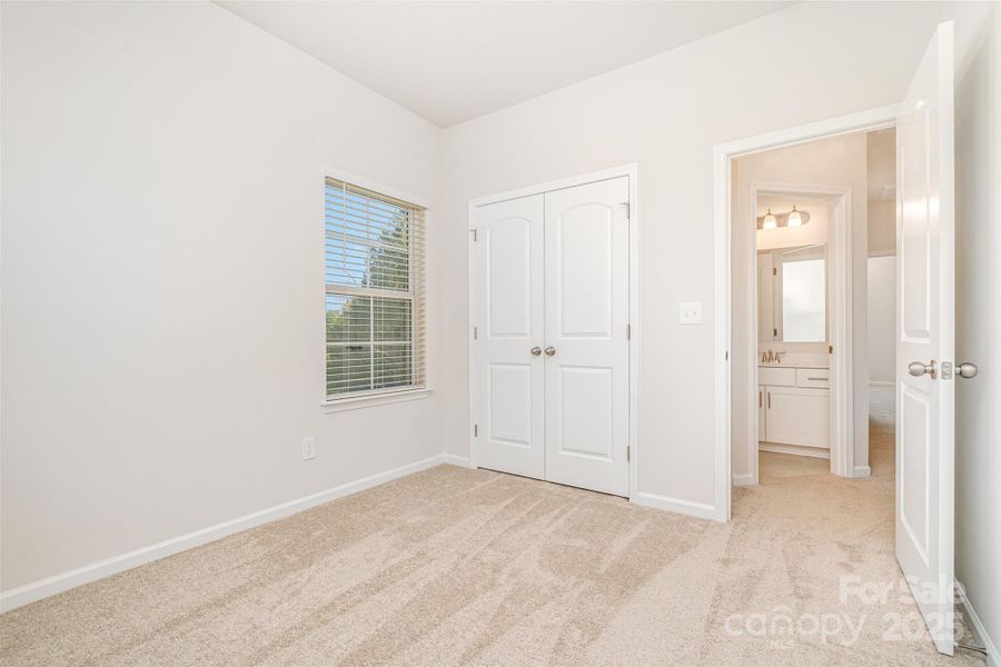 Spacious, unfurnished interior of a new home in , Mint Hill (Image 24).