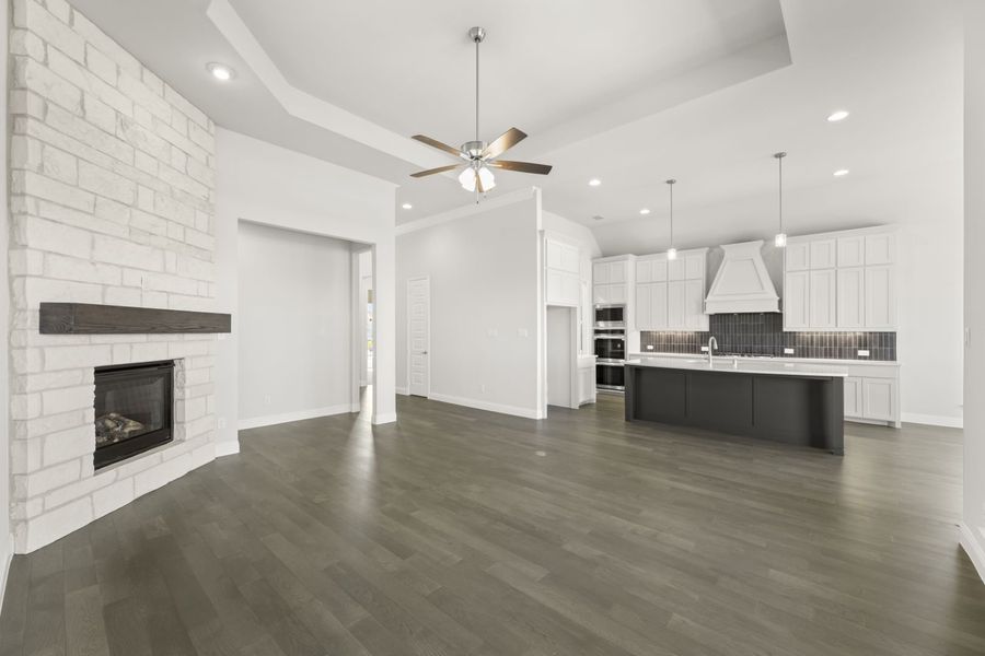 Representative unfurnished interior of a home built from the Jordan by Windsor Homes in Nelson Lake Estates, Rockwall (Image 23).