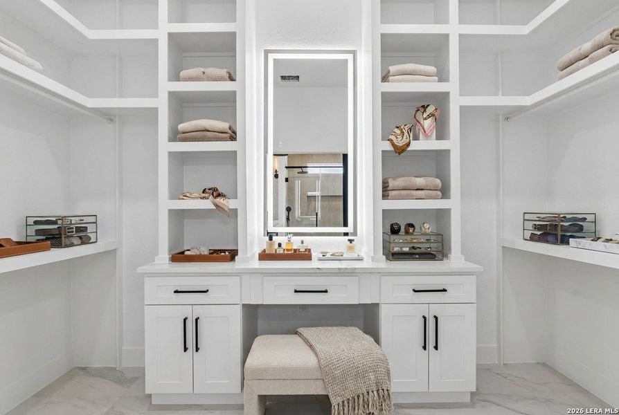 Furnished interior view inside a new home in , La Vernia (Image 26).