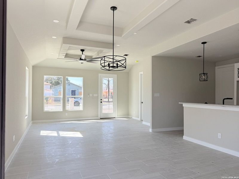 Spacious, unfurnished interior of a new home in , San Antonio (Image 24).