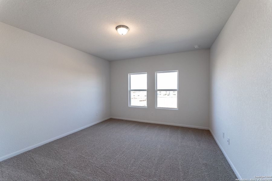 Spacious, unfurnished interior of a new home in Katzer Ranch, Converse (Image 9).