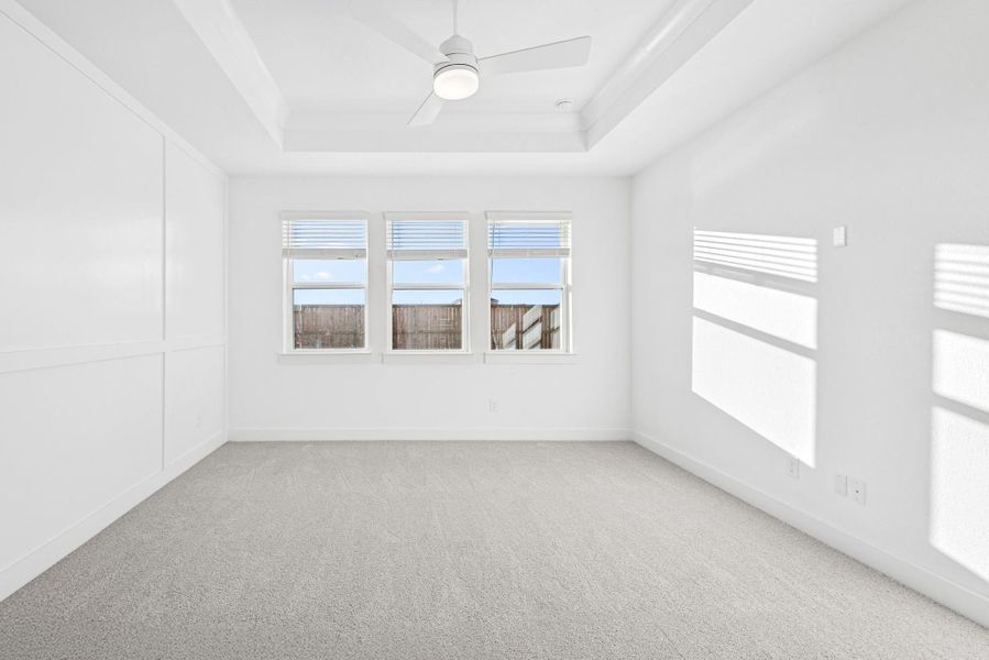 Spacious primary suite