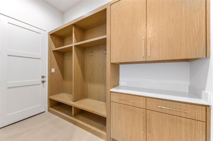 Furnished interior view inside a new home in , Dallas (Image 35). Furnished interior view inside a new home in , Dallas (Image 35).