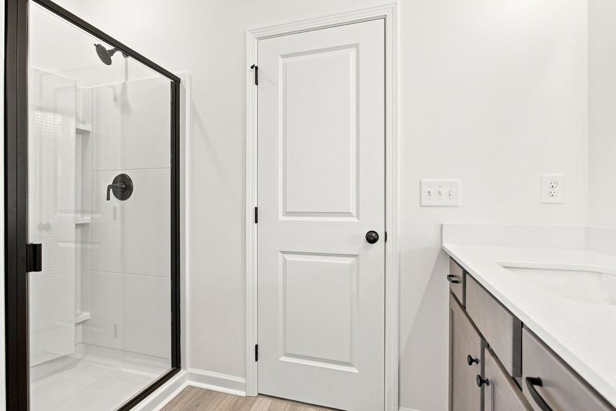 Furnished interior view inside a new home in Hampshire Hills, Columbia (Image 13).