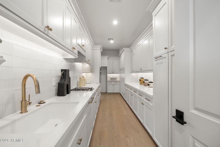 30-web-or-mls-3623-e-mallory-cir