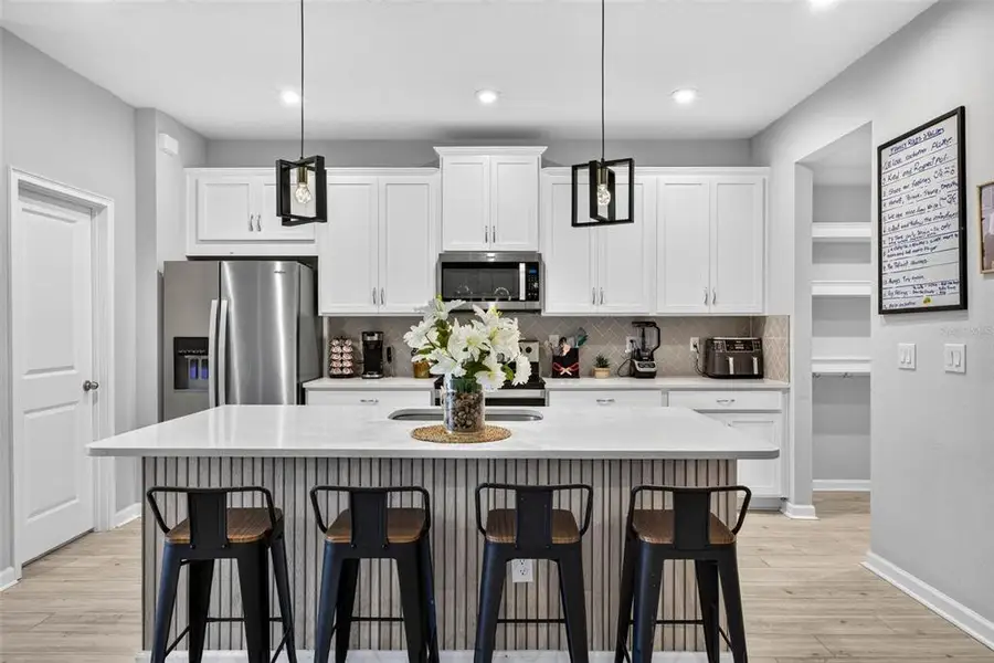 Furnished interior view inside a new home in , Lutz (Image 10).