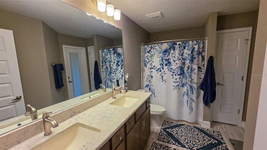 Furnished interior view inside a new home in , Homosassa (Image 45).