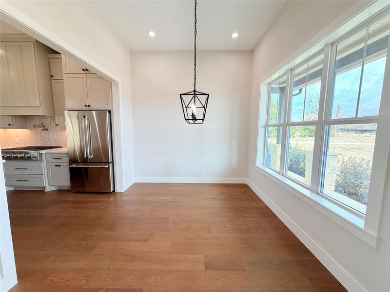 Spacious, unfurnished interior of a new home in , Washington (Image 20).