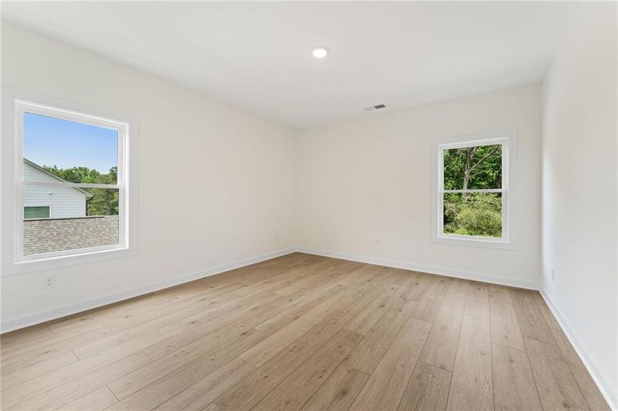 Spacious, unfurnished interior of a new home in Oak Valley Estates, Marietta (Image 18). Spacious, unfurnished interior of a new home in Oak Valley Estates, Marietta (Image 18).